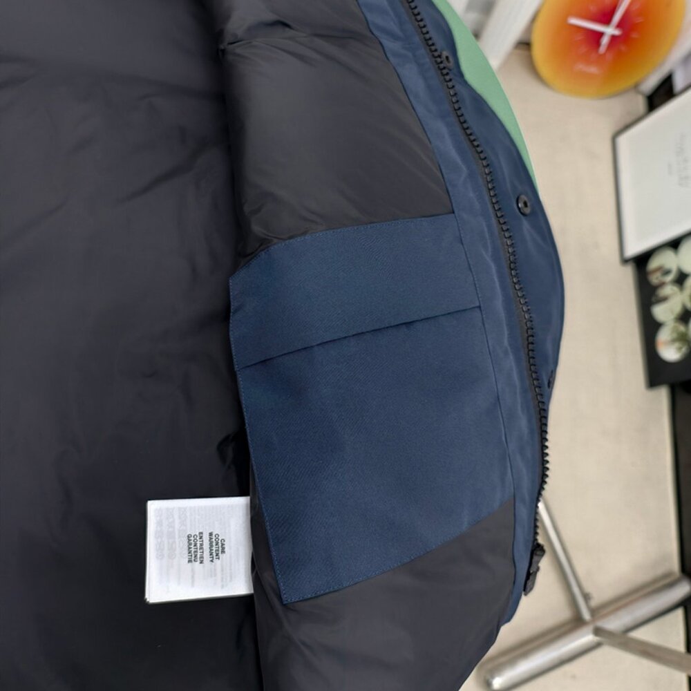 Canada Goose Freestyle Vest Atlantic Navy - Picture 6 of 8